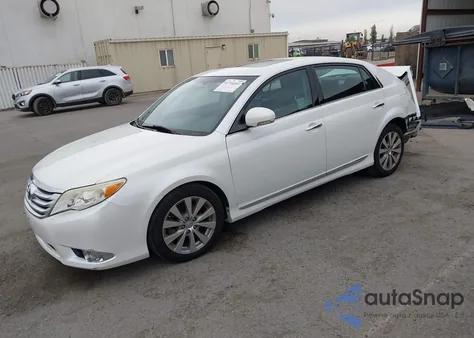 2012 Toyota Avalon Limited из США, поврежденный, VIN 4T1BK3DB6CU457825